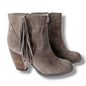 Sbicca Marimba Suede Leather Fringe Ankle Boots 8 Taupe Gray Brown Boot